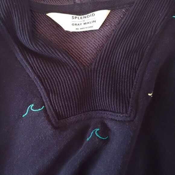 Splendid X Gray Malin Short Sleeve Wave Embroidered Active Hoodie Navy Size XS - Picture 3 of 7